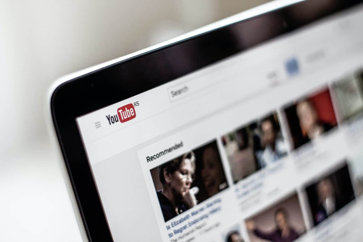 top youtuber income in pakistan